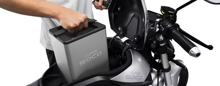 Batterie Amovible ou Intégrée : Quel Choix pour un Scooter Électrique ?
