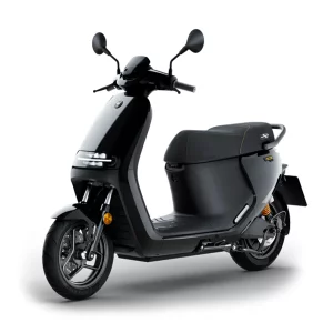 Découvrez nos équipements pour scooters électriques à petits prix